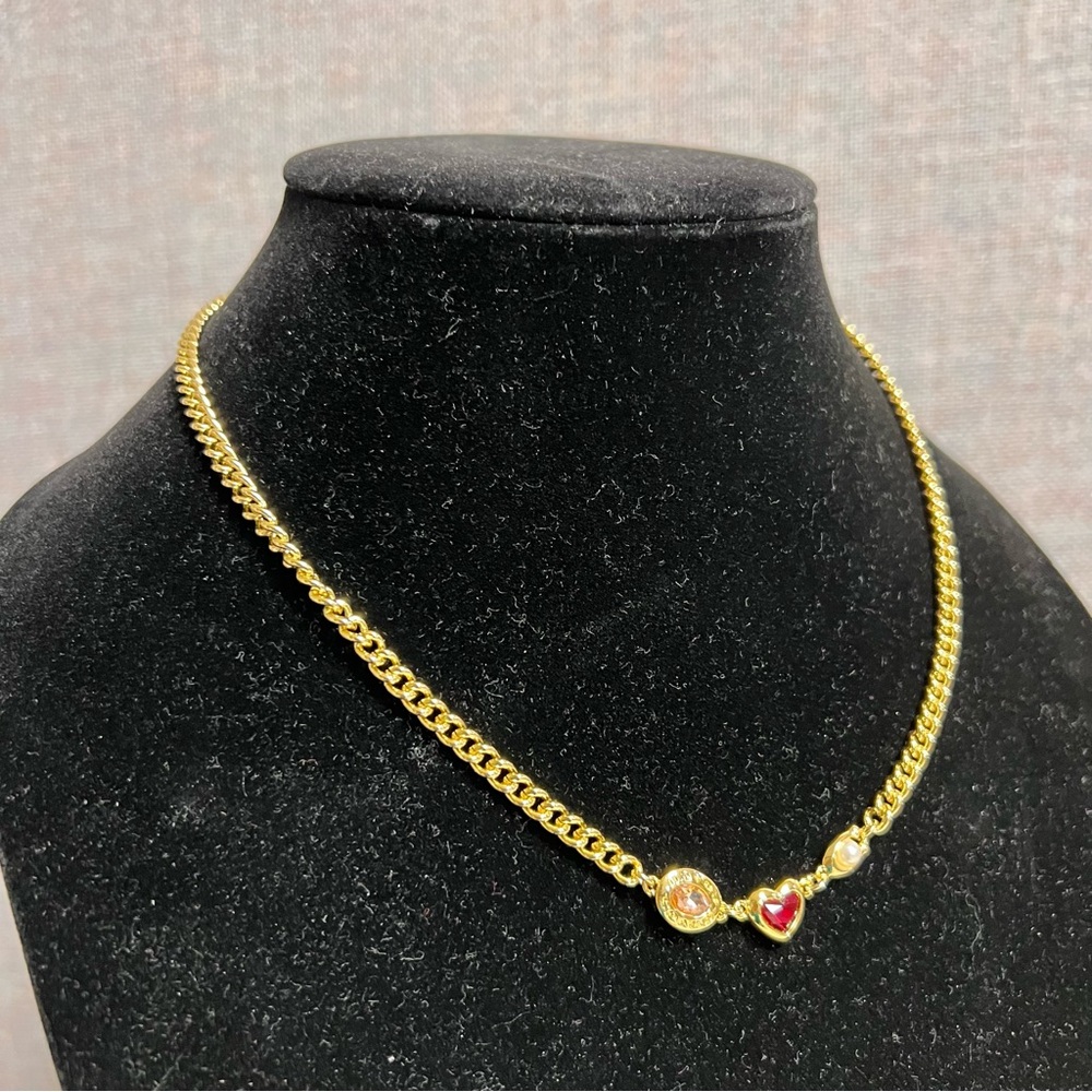 Coach Signature Stone And Red Heart Gold Chain Necklace NWT - Picture 2 of 7